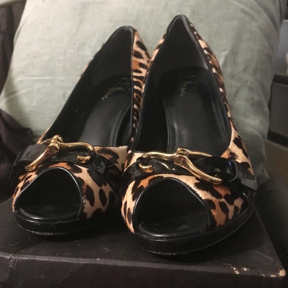COLE HAAN HEELS